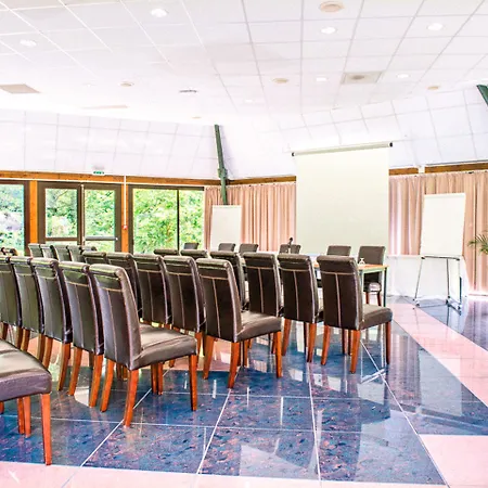 Les Jardins De Deauville Otel 4*