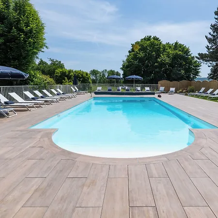 Otel Les Jardins De Deauville 4*