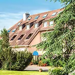 Отель Les Jardins De Deauville