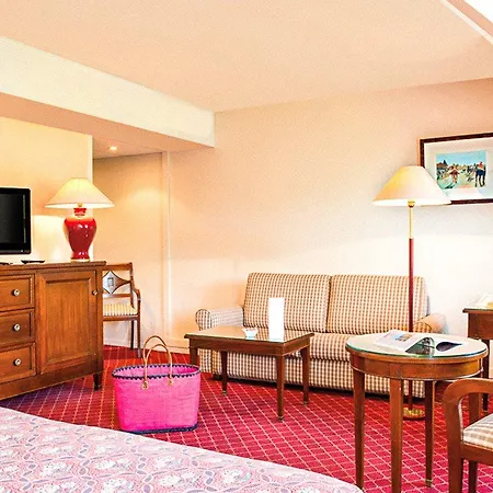 Les Jardins De Deauville Hotel