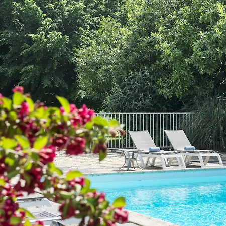ホテル Les Jardins De Deauville 4*