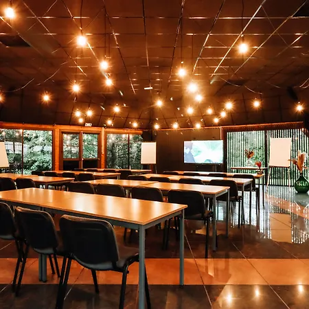 Les Jardins De Deauville 4* Saint-Martin-aux-Chartrains